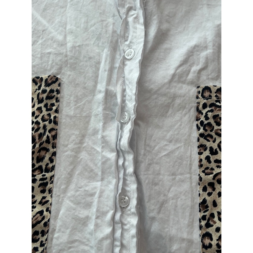 POL Cheetah Print Long Sleeve Button Down Shirt White Pockets Oversized Size L - Picture 10 of 10